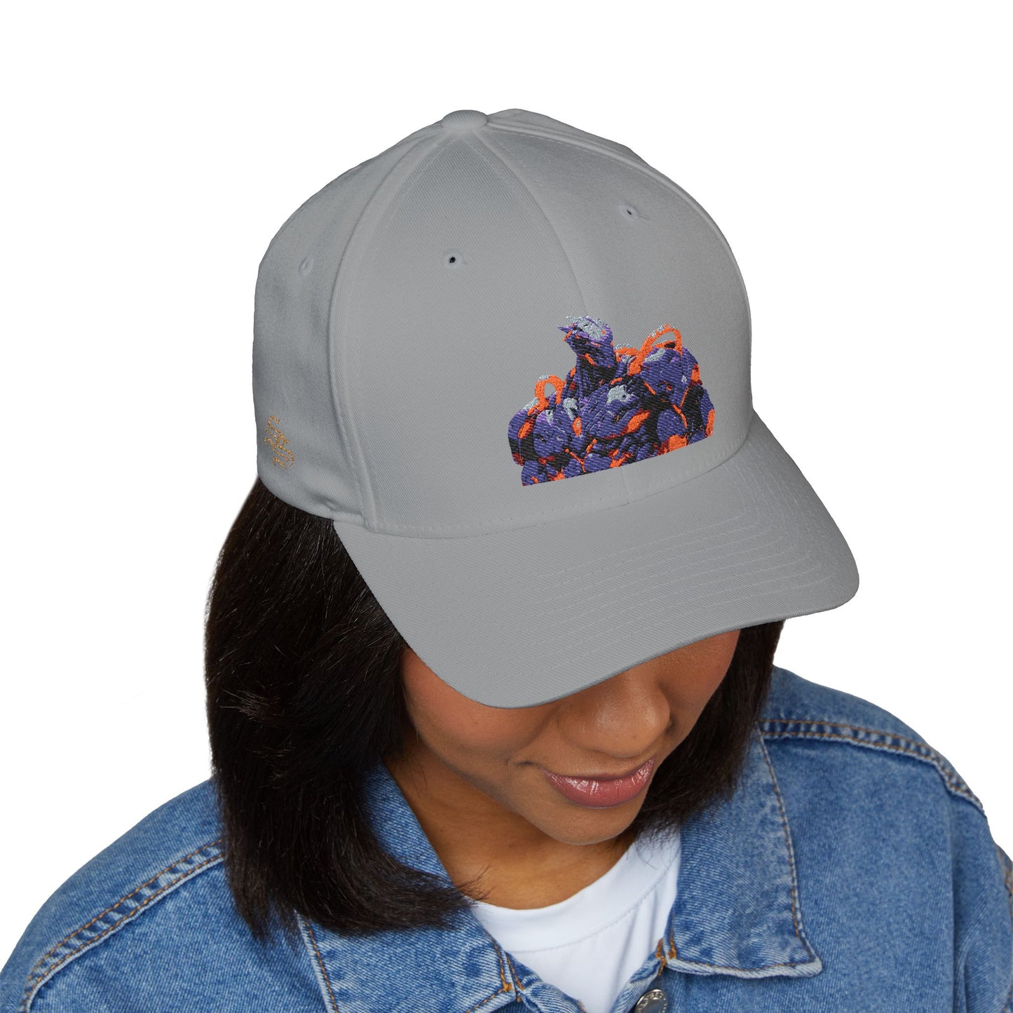 Embroidered Closed-Back Cap - Stylish Streetwear for Every Occasion