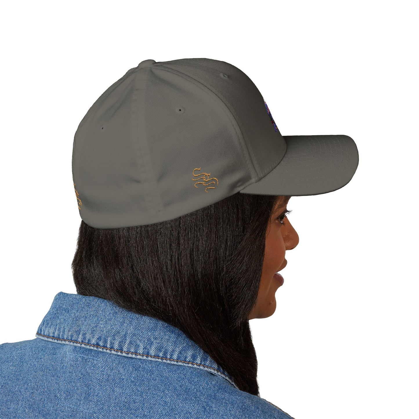 Embroidered Closed-Back Cap - Stylish Streetwear for Every Occasion