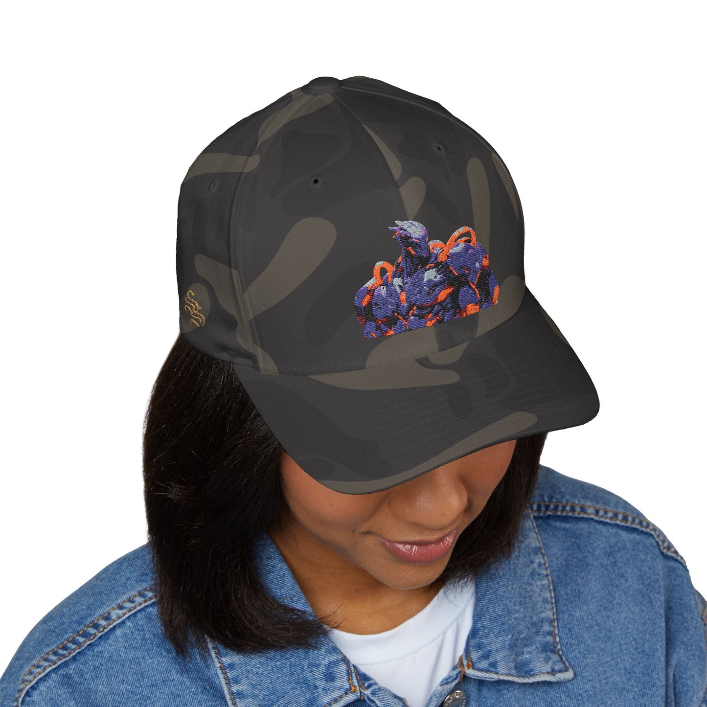 Embroidered Closed-Back Cap - Stylish Streetwear for Every Occasion