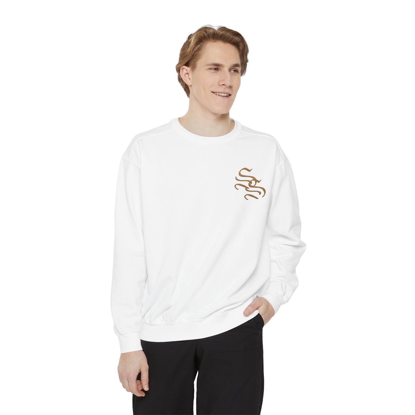 Eco-Friendly Unisex Garment-Dyed Sweatshirt with Stylish Design