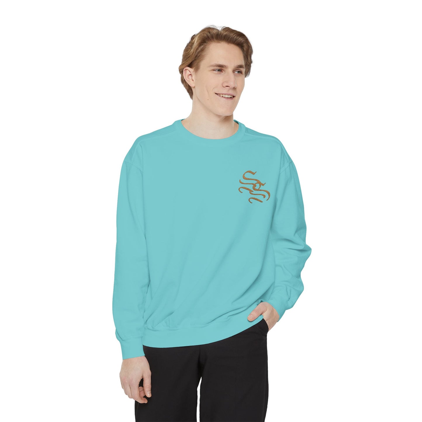 Eco-Friendly Unisex Garment-Dyed Sweatshirt with Stylish Design